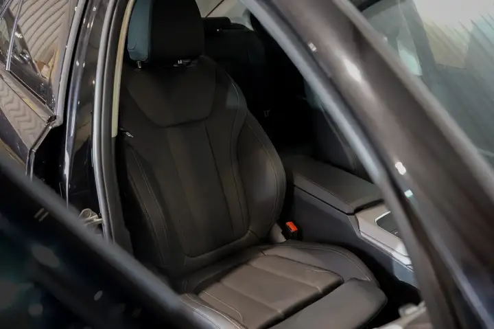 
								BMW 320e Sedan M Sport 2.0 Plug-in Hybrid Automaat Financial Lease full									