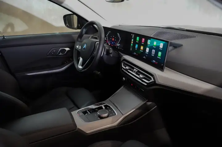 
								BMW 320e Sedan M Sport 2.0 Plug-in Hybrid Automaat Financial Lease full									