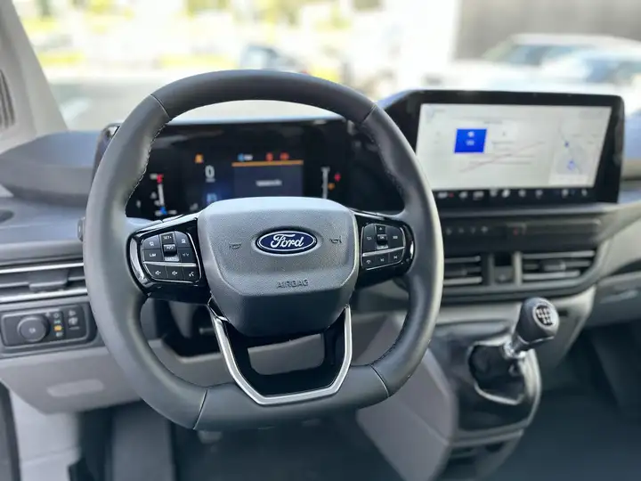 
								Ford Transit Custom 2.0 TDCI L2H1 Diesel Financial Lease full									