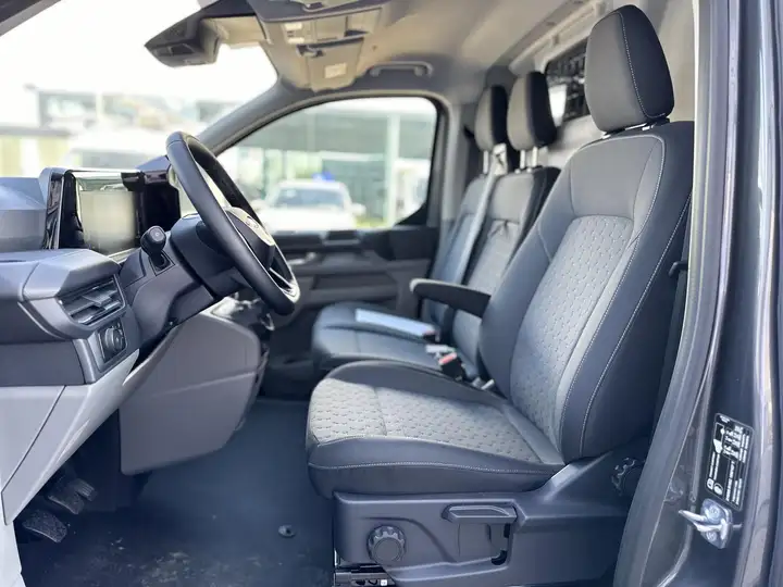 
								Ford Transit Custom 2.0 TDCI L2H1 Diesel Financial Lease full									