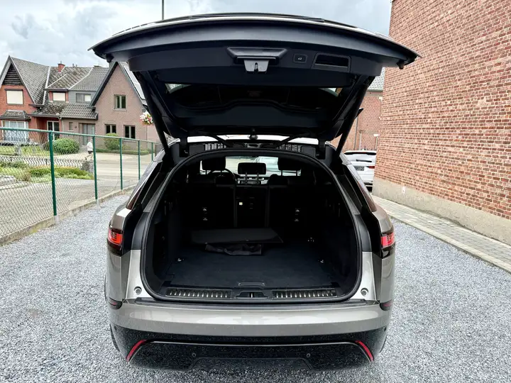 
								Land Rover Range Rover Velar P400e Black Pack PHEV Automaat Financial Lease full									