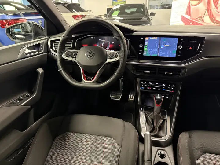 
								Volkswagen Polo GTI 2.0 TSI DSG Benzine Financial Lease full									