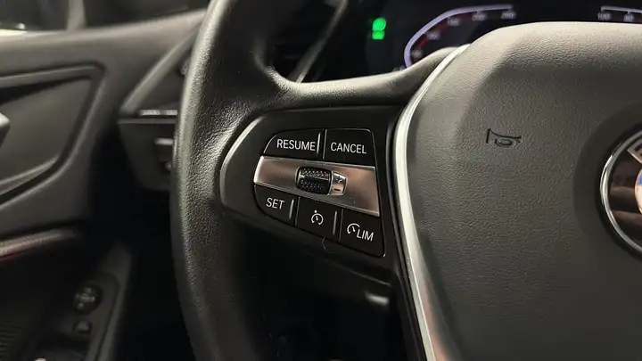 
								BMW 118 1-serie 118i Introduction Edition full									