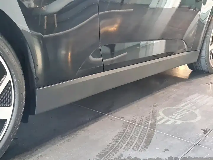 
								MINI Cooper SE Classic Trim full									