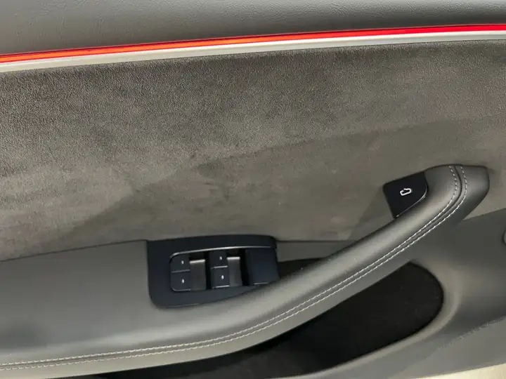 
								Tesla Model 3 Long Range AWD (Dual Motor) full									