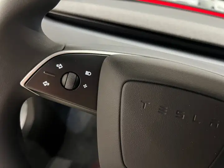 
								Tesla Model 3 Long Range AWD (Dual Motor) full									