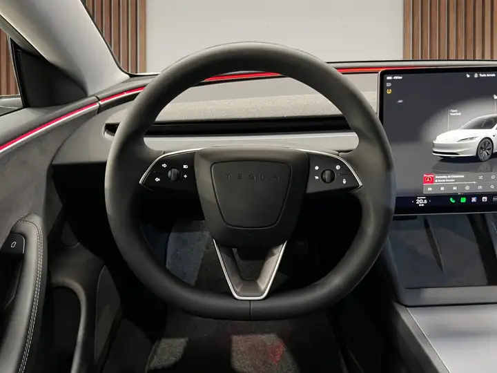 
								Tesla Model 3 Long Range AWD (Dual Motor) full									