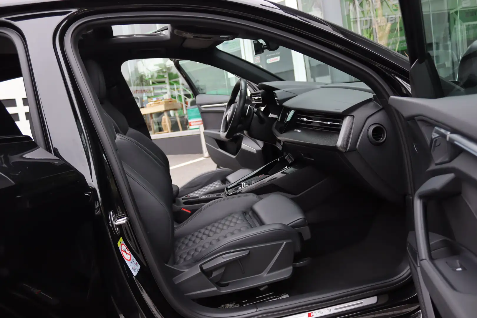 
								Audi RS3 Sportback 2.5 TFSI quattro 400 PK Financial Lease full									