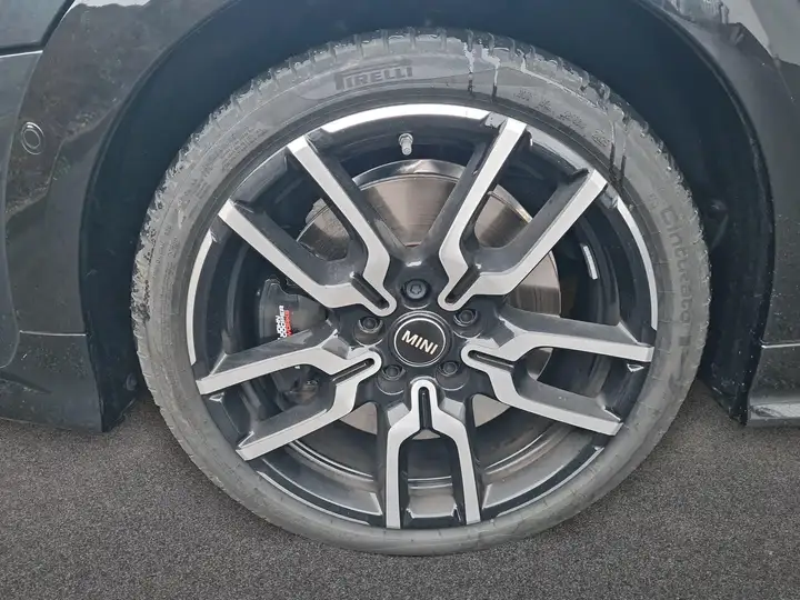 
								MINI Cooper S 2.0 Turbo Benzine Financial Lease full									