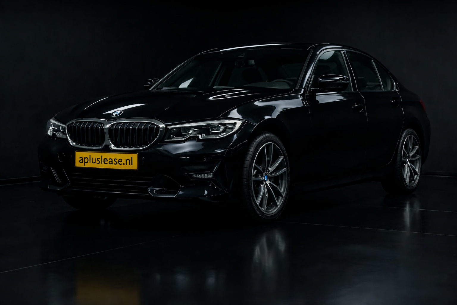 
								BMW 320e Sedan M Sport 2.0 Plug-in Hybrid Automaat Financial Lease full									