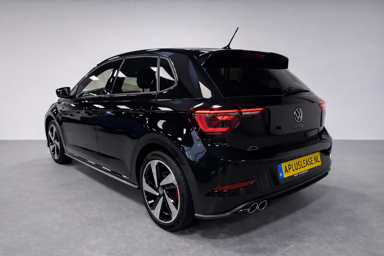 
								Volkswagen Polo GTI 2.0 TSI DSG Benzine Financial Lease full									