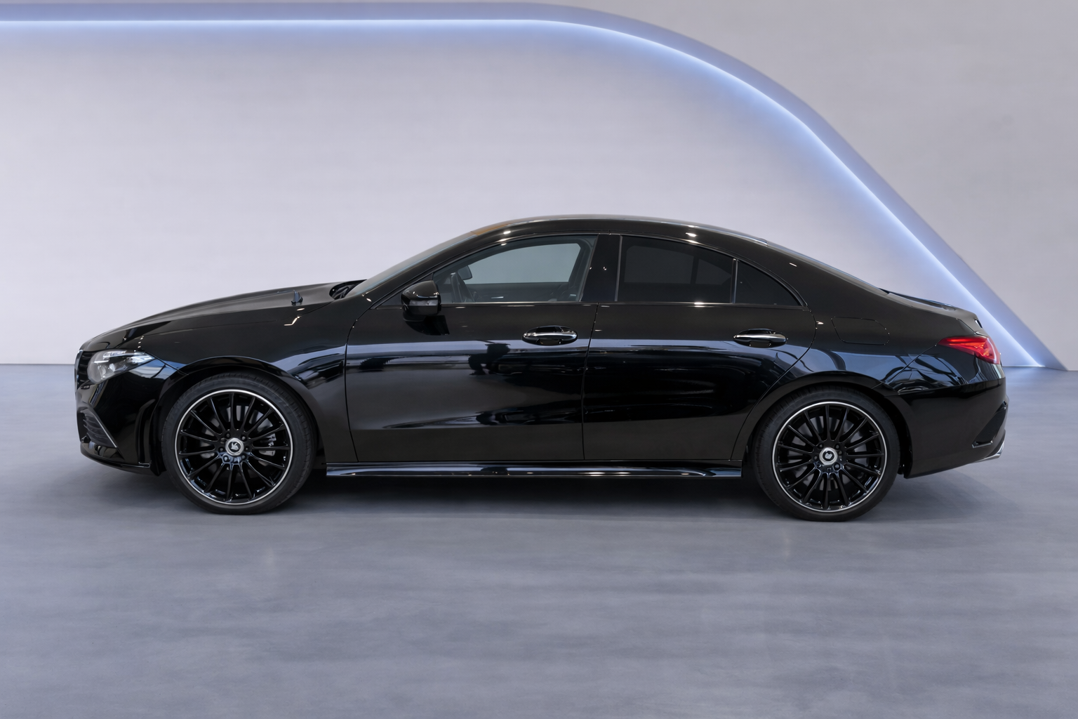 
								Mercedes-Benz CLA 250 e 1.33 Plug-in Hybrid (PHEV) Financial Lease full									