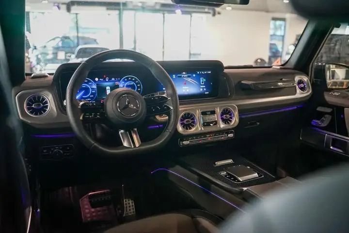 
								Mercedes-Benz G 580 EQ Edition One | BRABUS full									