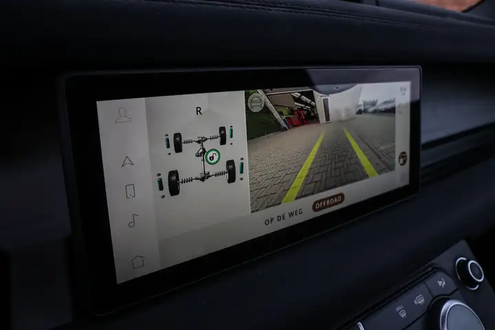 
								Land Rover Defender 90 D200 2.0 Diesel Financial Lease full									