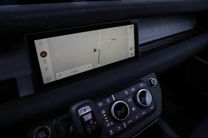 
								Land Rover Defender 90 D200 2.0 Diesel Financial Lease full									