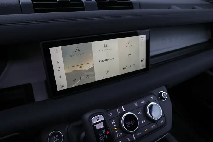 
								Land Rover Defender 90 D200 2.0 Diesel Financial Lease full									