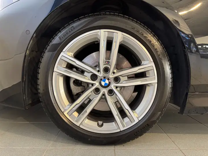 
								BMW 118i 1.5 Benzine M Sport Automaat Financial Lease full									