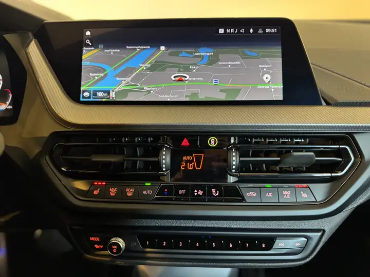 
								BMW 118i 1.5 Benzine M Sport Automaat Financial Lease full									