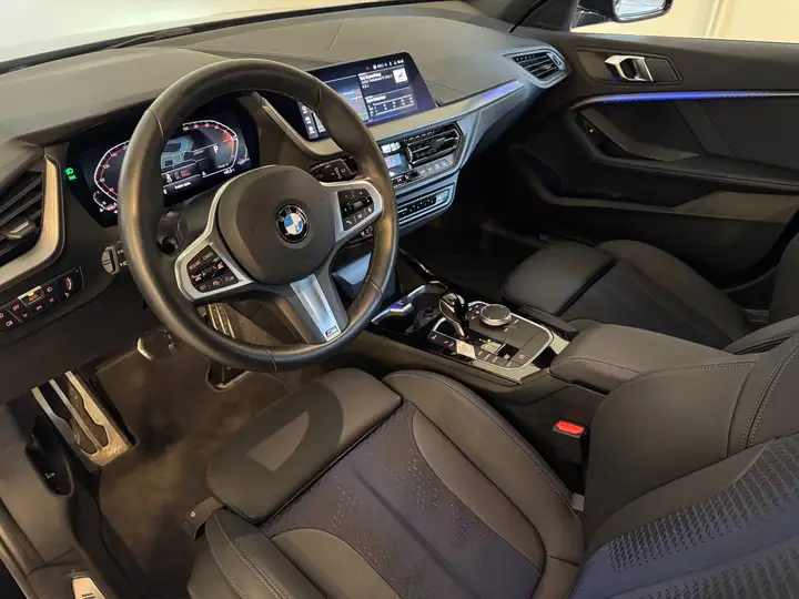 
								BMW 118i 1.5 Benzine M Sport Automaat Financial Lease full									