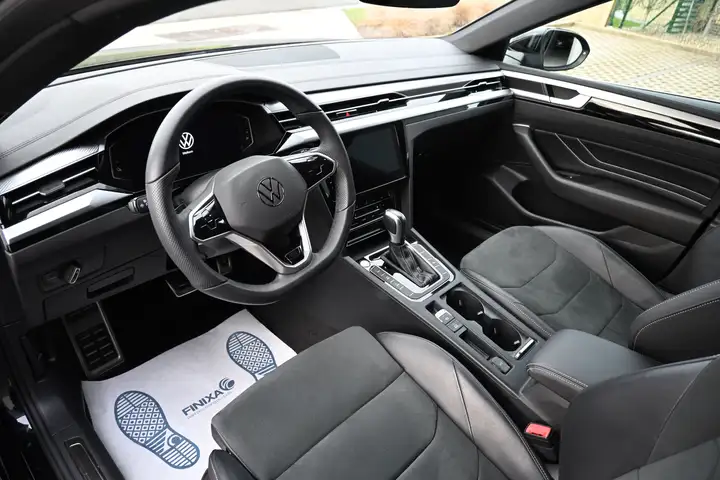 
								Volkswagen Arteon Shooting Brake 1.4 eHybrid R-Line PHEV Automaat Financial Lease full									