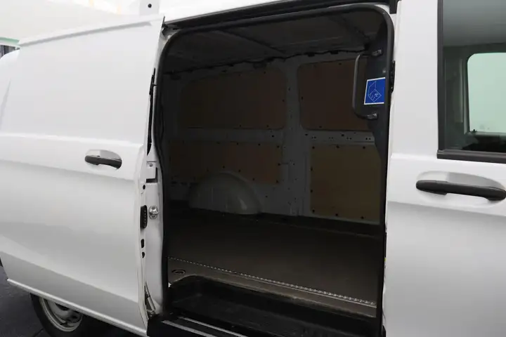 
								Mercedes-Benz Vito 116 CDI Extra Lang 2023 L2 Carplay | Navigatie | C full									