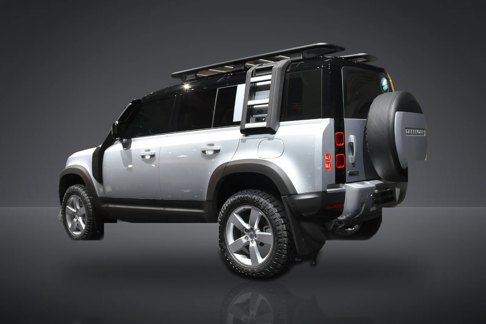 
								Land Rover Defender 110 D250 X-Dynamic SE | Grijs kenteken mogelijk full									