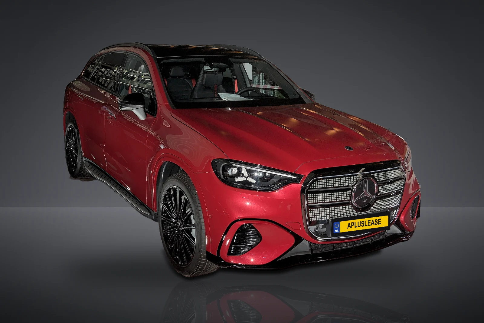 
								Mercedes-Benz GLC 400 4MATIC with EQ Technology | AMG Line full									