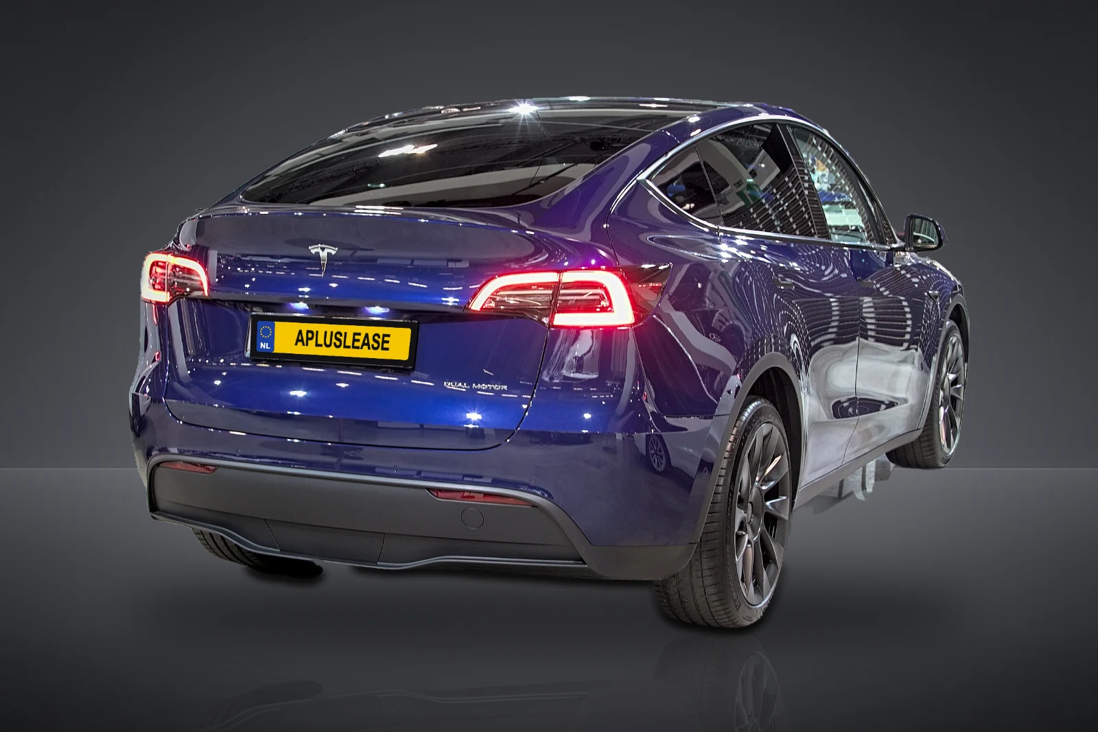 
								Tesla Model Y Long Range AWD | Autopilot | Trekhaak full									